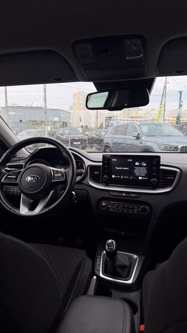 Kia Cee'd фото 16