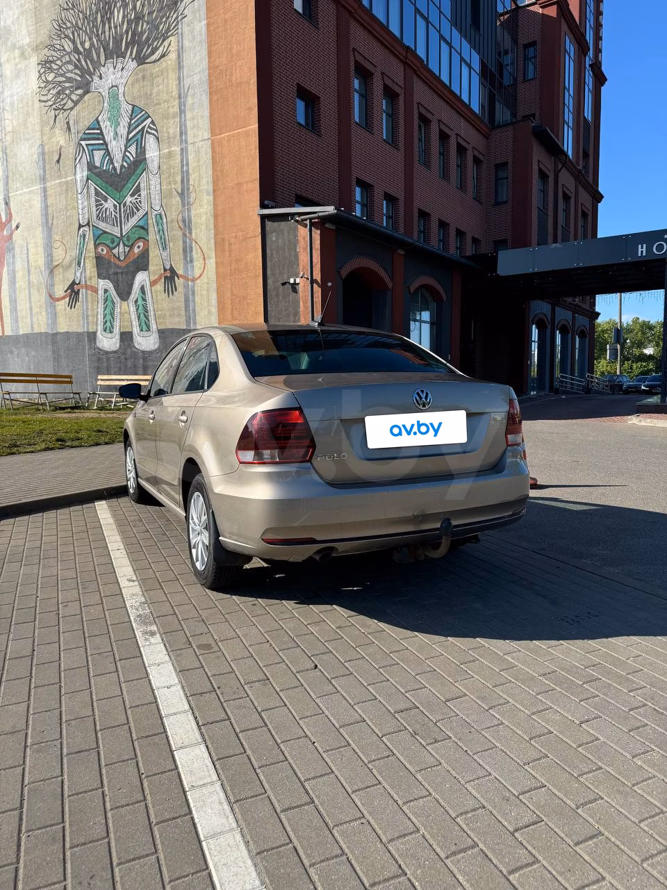 Volkswagen Polo Sedan фото 3