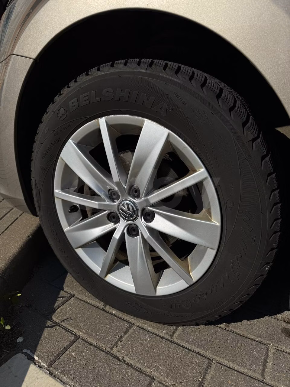 Volkswagen Polo Sedan фото 5