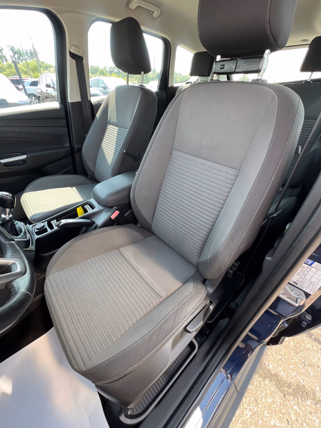 Ford C-MAX фото 10
