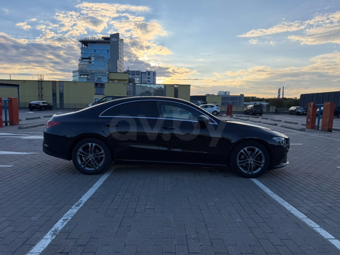 Mercedes-Benz CLA фото 9