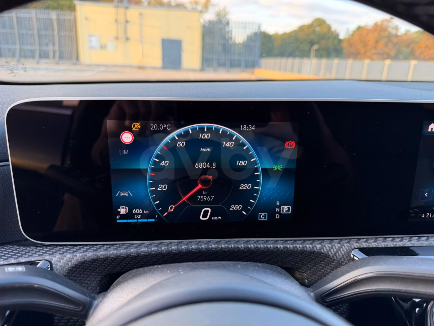 Mercedes-Benz CLA фото 19