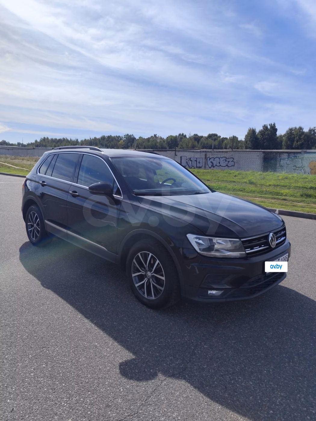 Volkswagen Tiguan фото 2