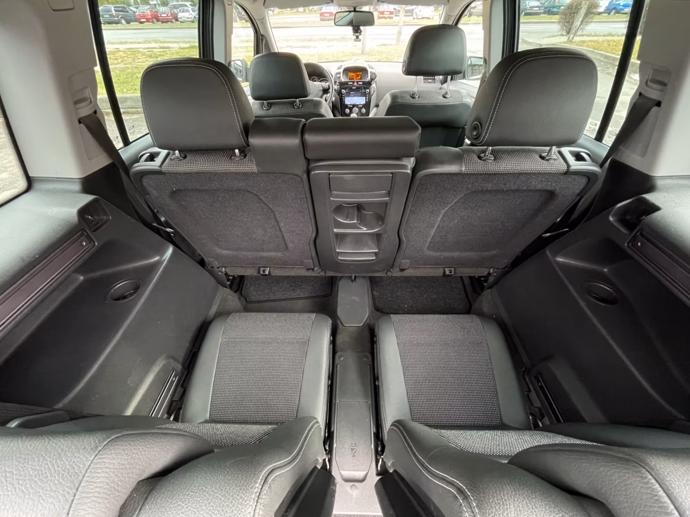 Opel Zafira фото 12