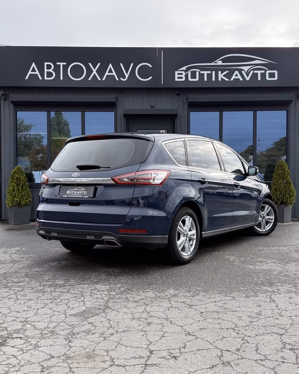 Ford S-MAX фото 7