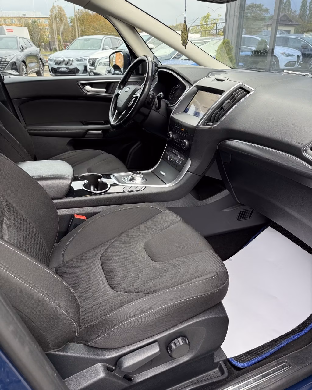 Ford S-MAX фото 12