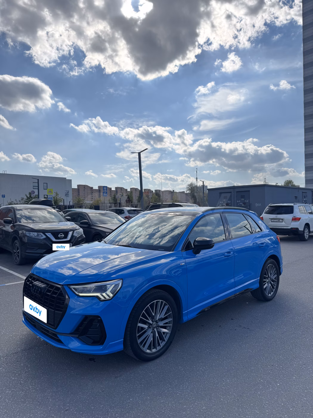 Audi Q3 фото 2