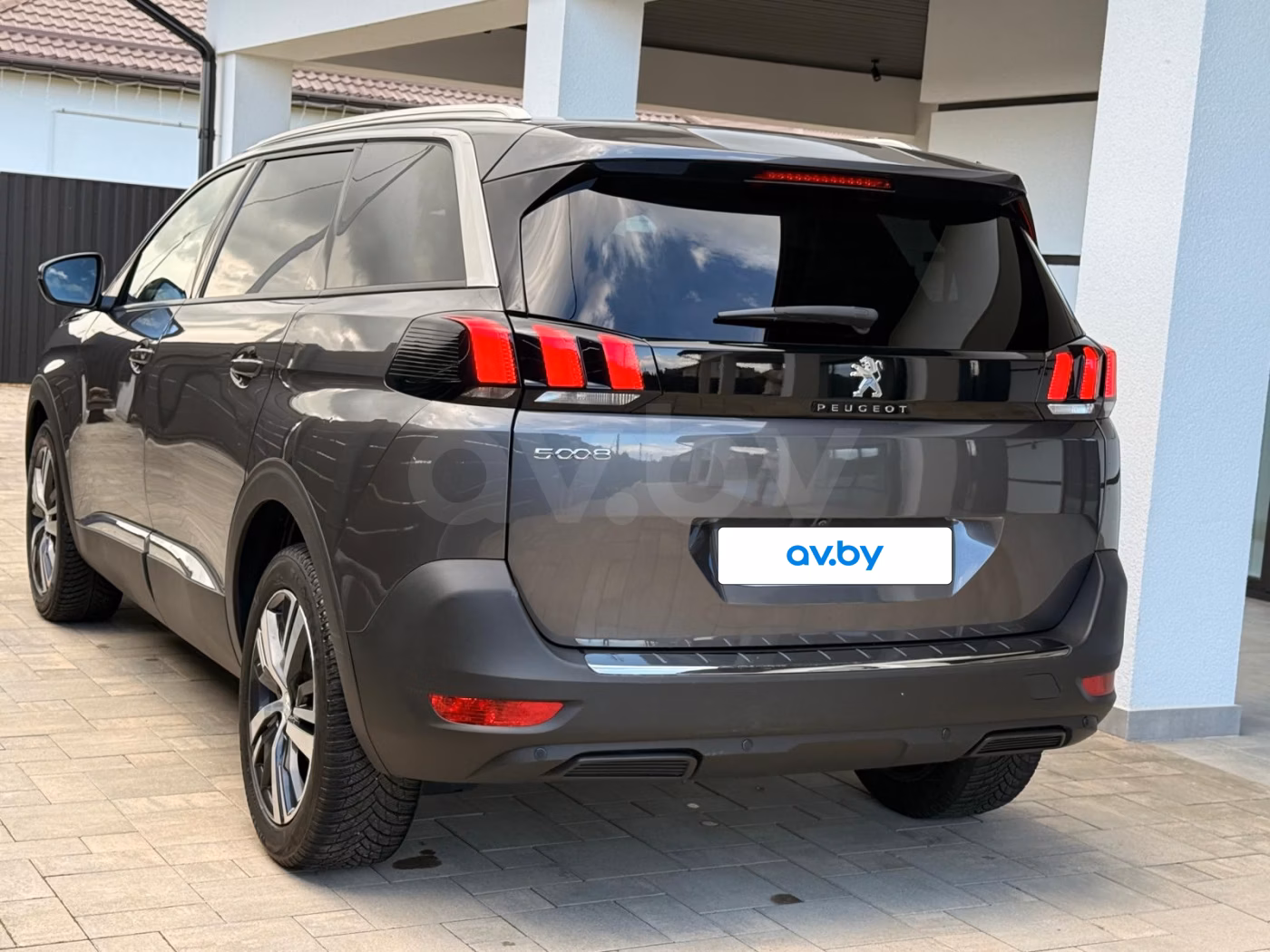 Peugeot 5008 фото 5