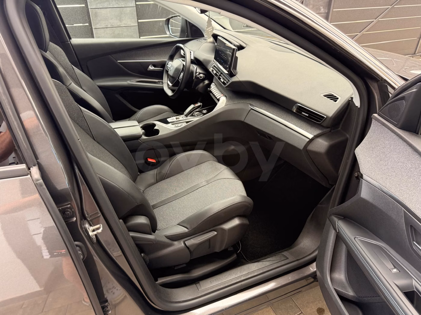 Peugeot 5008 фото 17