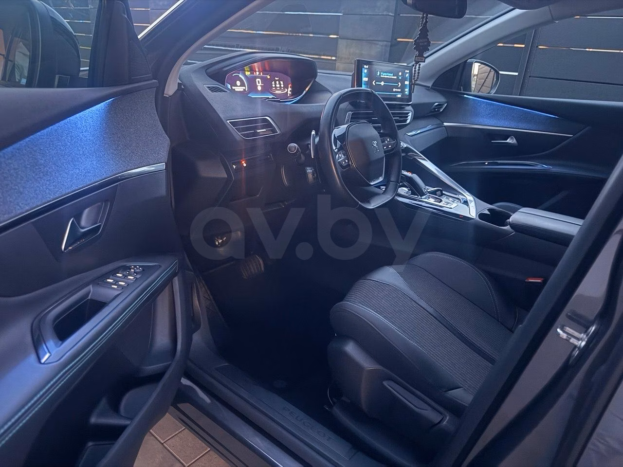Peugeot 5008 фото 18