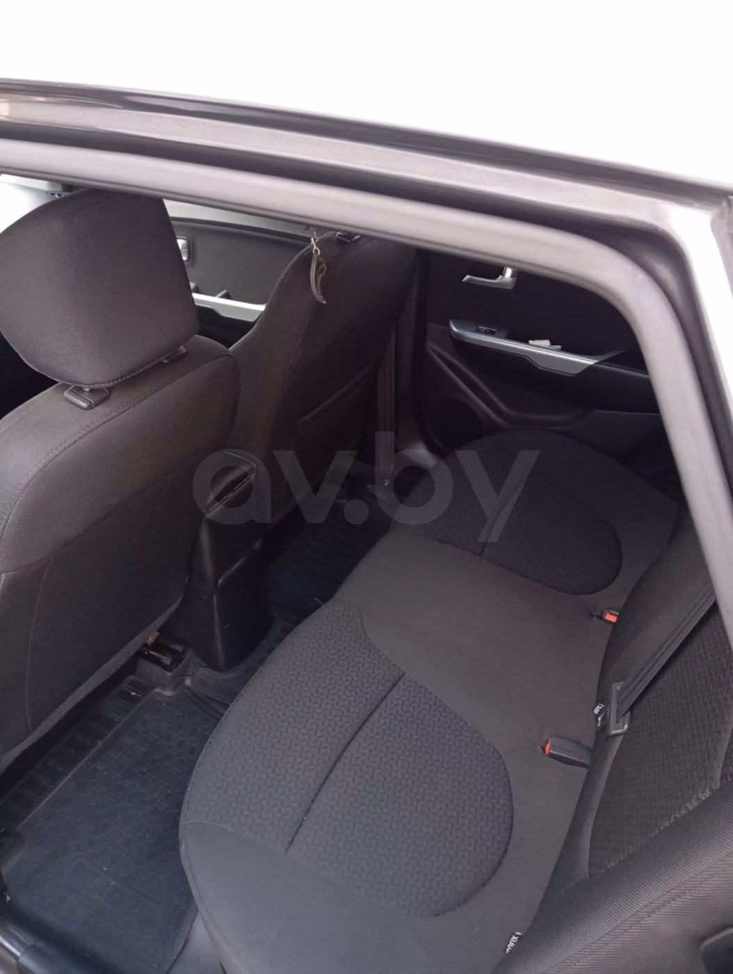 Kia Rio фото 12
