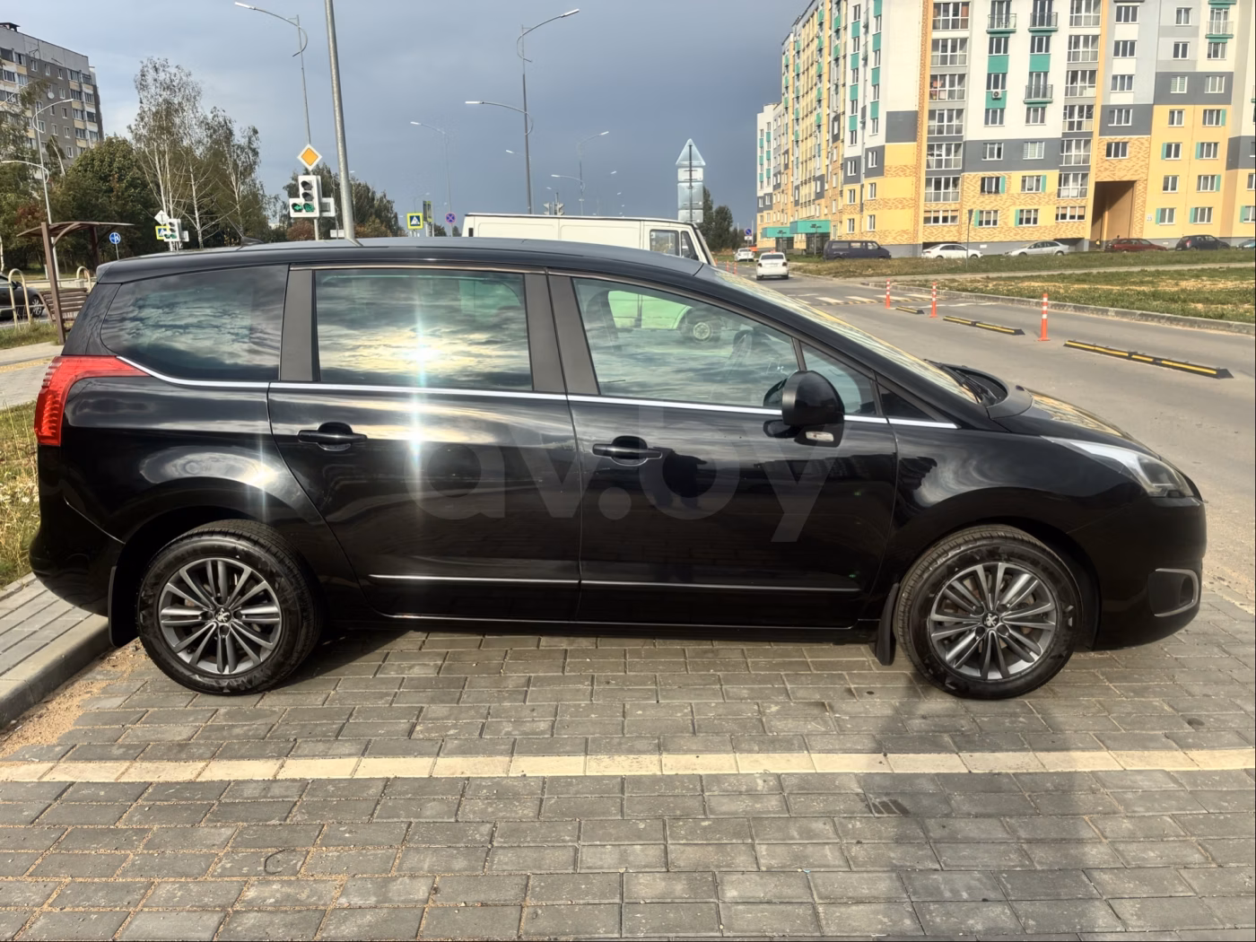Peugeot 5008 фото 5