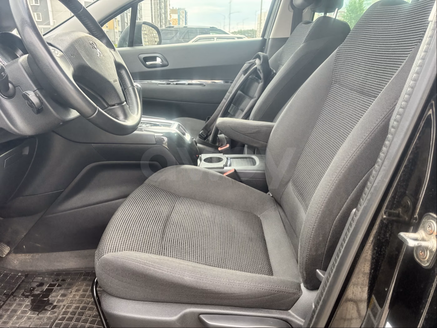 Peugeot 5008 фото 15
