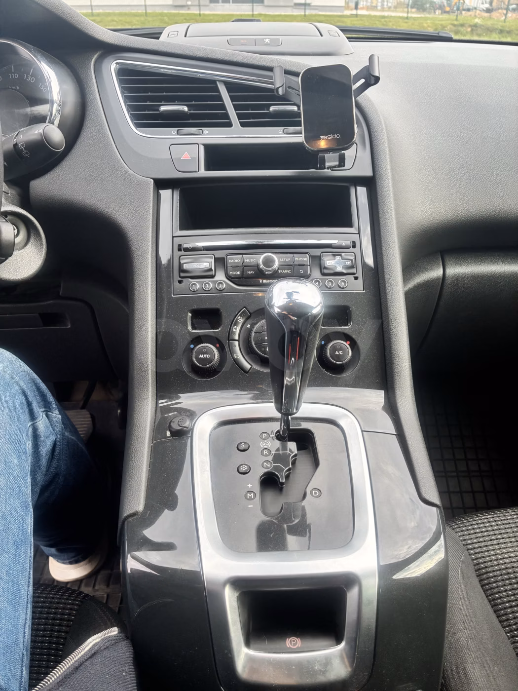Peugeot 5008 фото 16