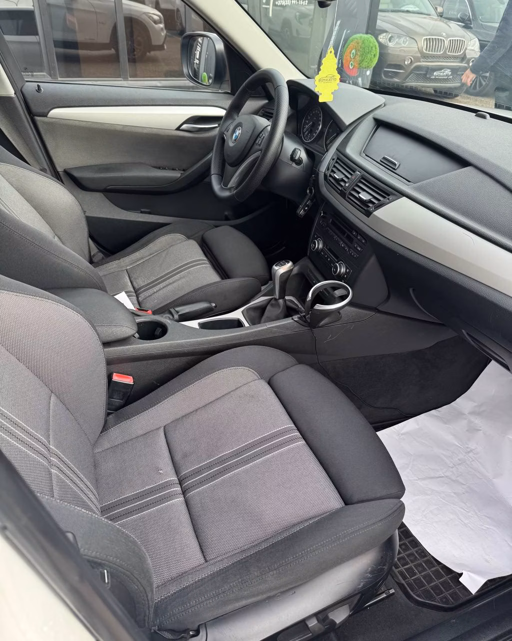 BMW X1 фото 14