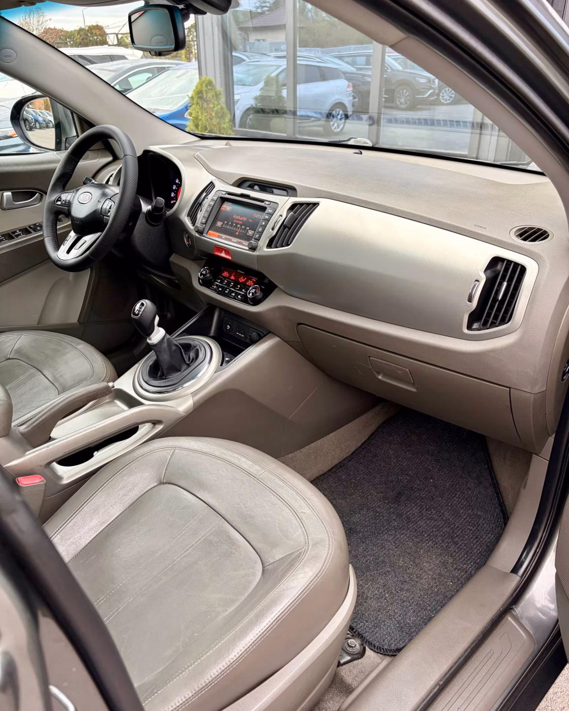 Kia Sportage фото 11