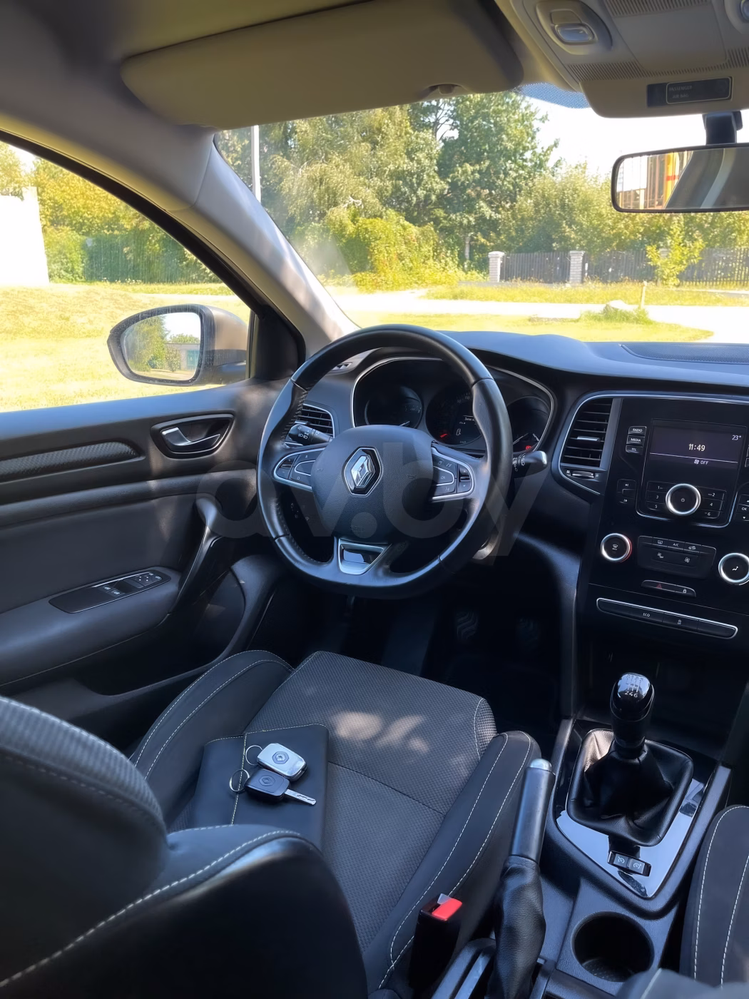 Renault Megane фото 11