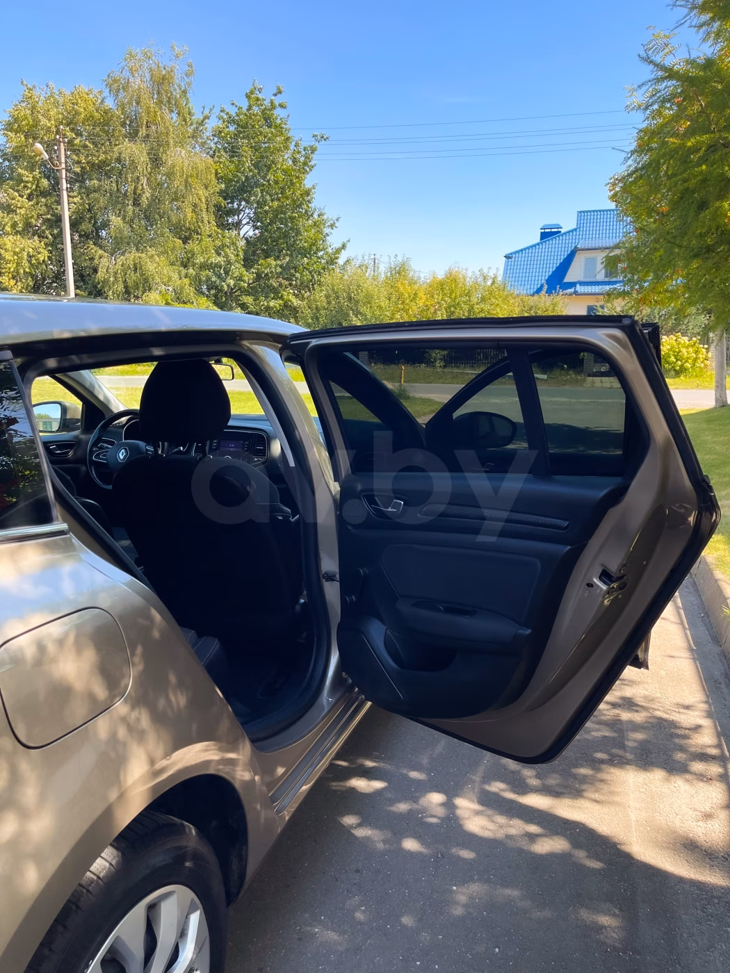 Renault Megane фото 18