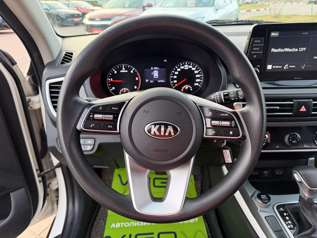 Kia Seltos фото 11
