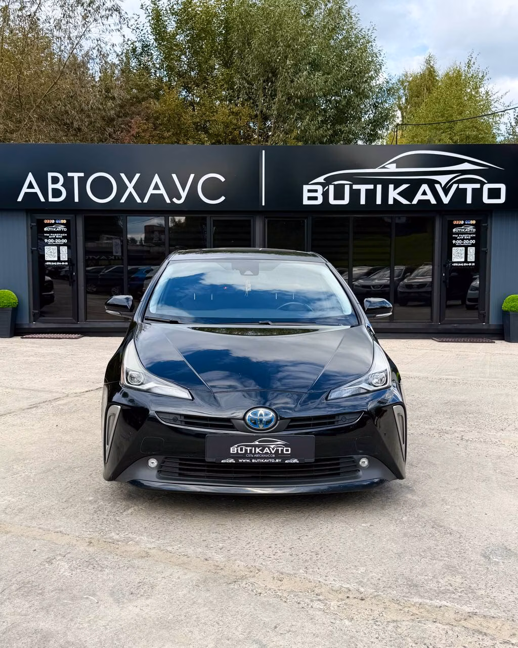 Toyota Prius фото 2
