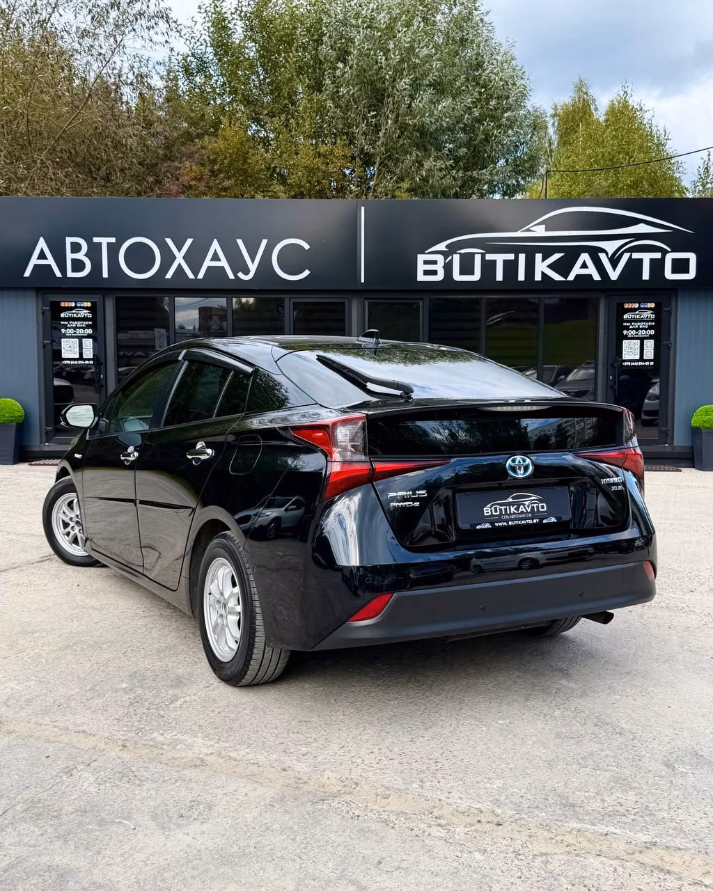 Toyota Prius фото 4