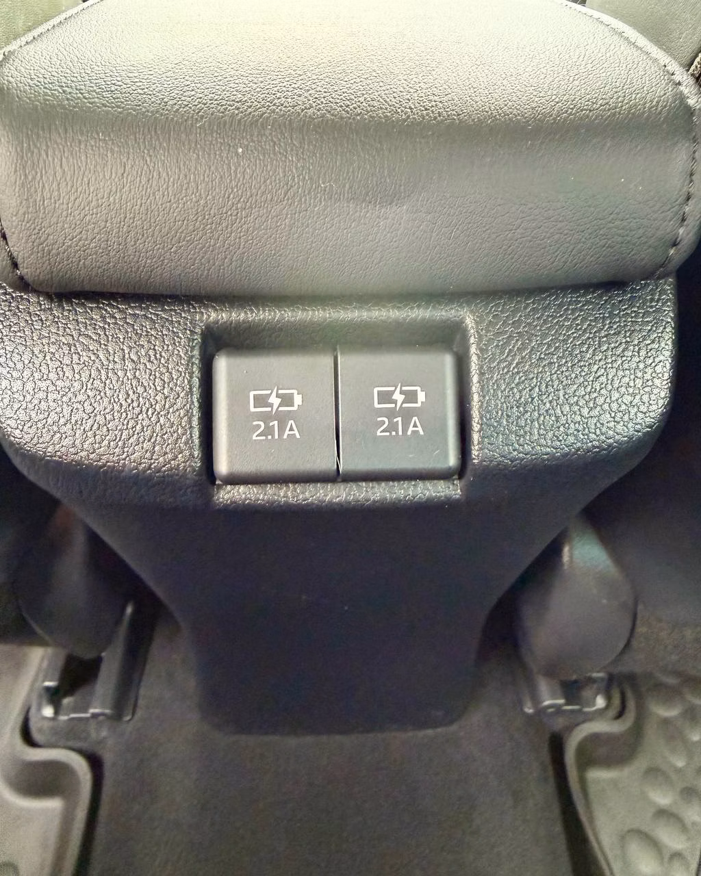 Toyota Prius фото 14
