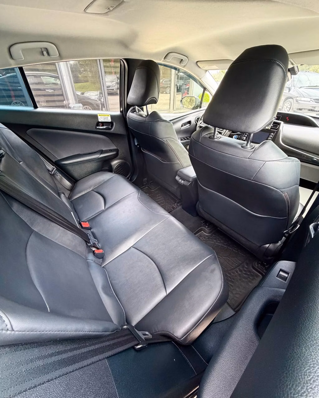 Toyota Prius фото 20