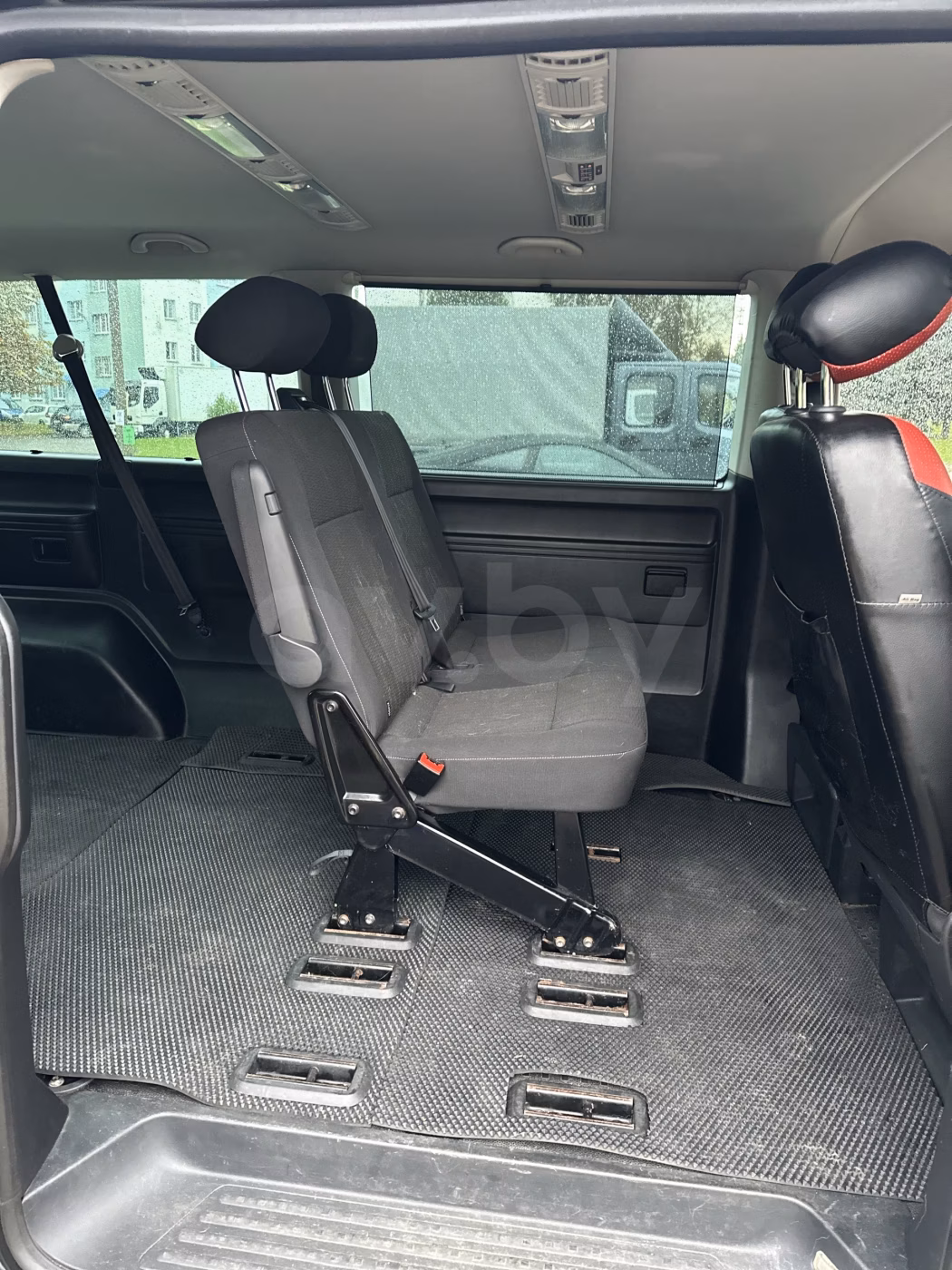 Volkswagen Caravelle фото 10