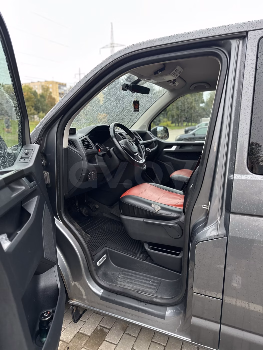 Volkswagen Caravelle фото 20