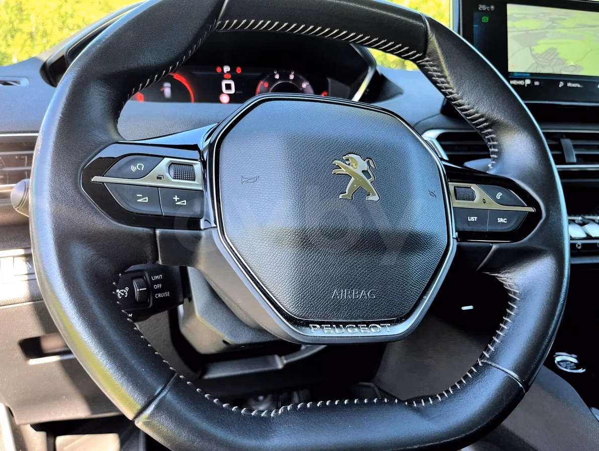 Peugeot 3008 фото 11