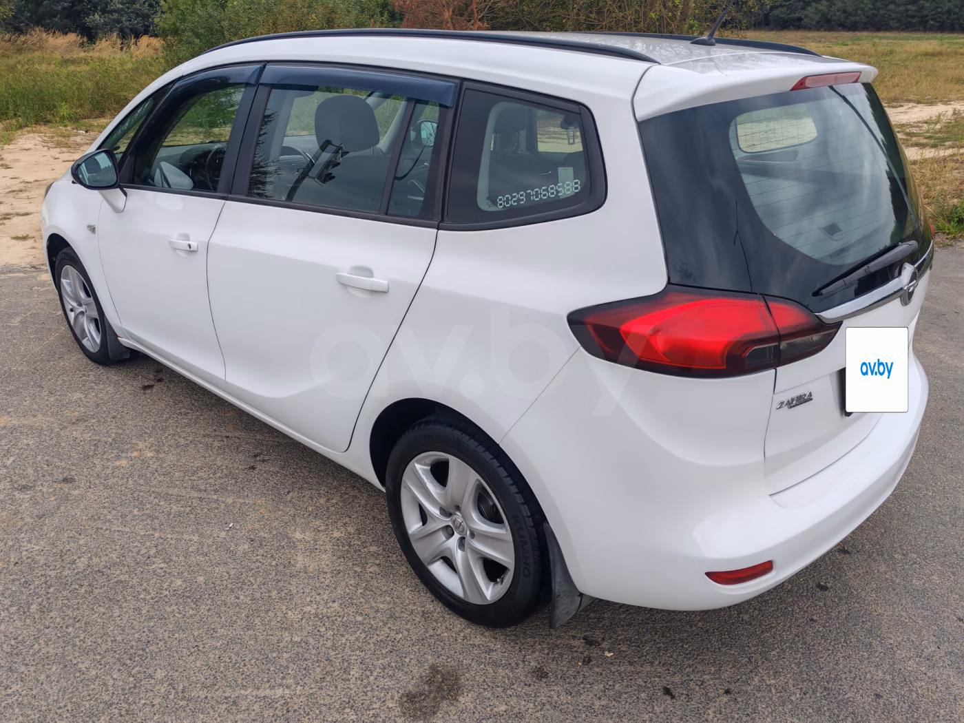 Opel Zafira фото 4