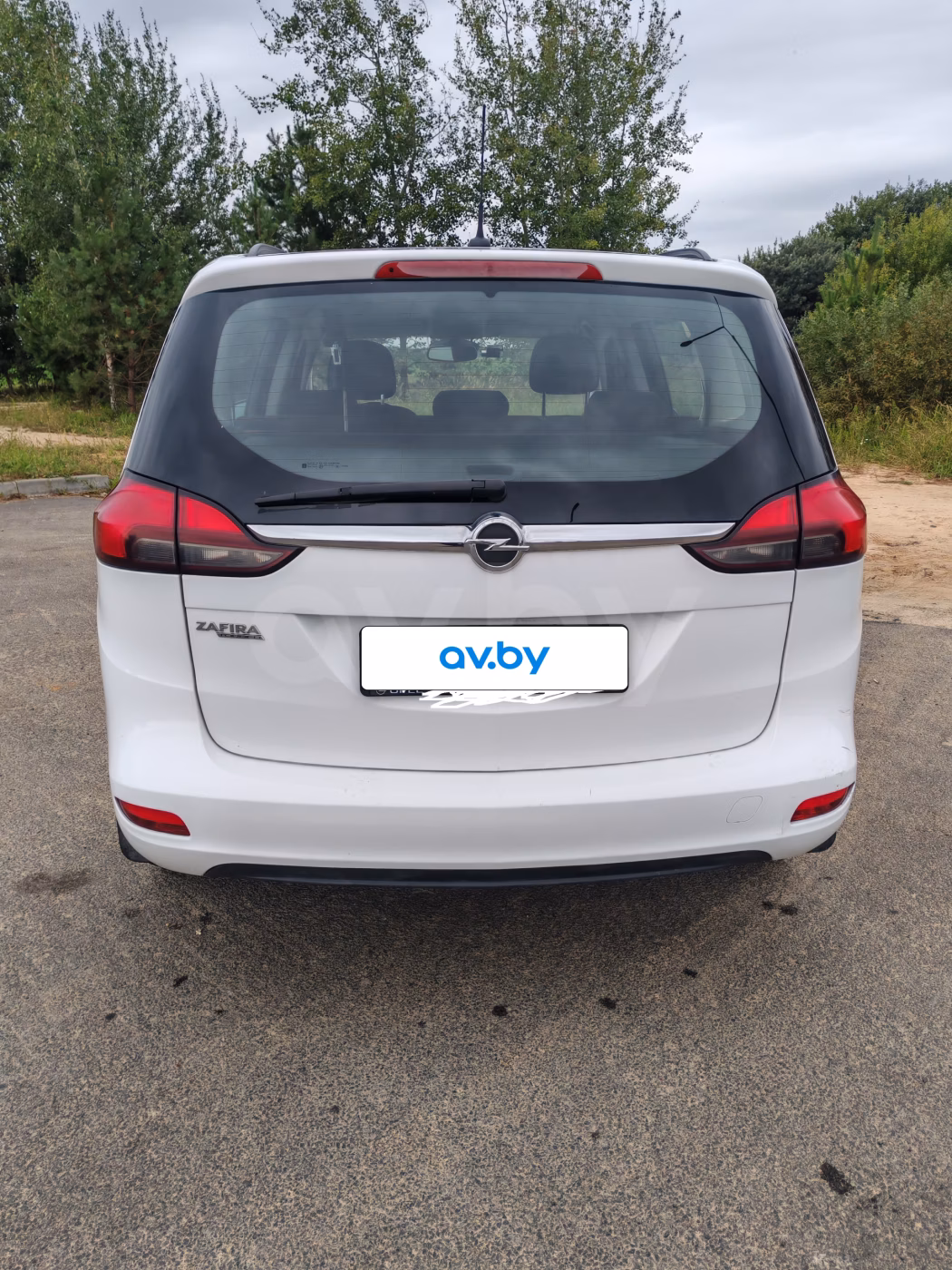 Opel Zafira фото 6