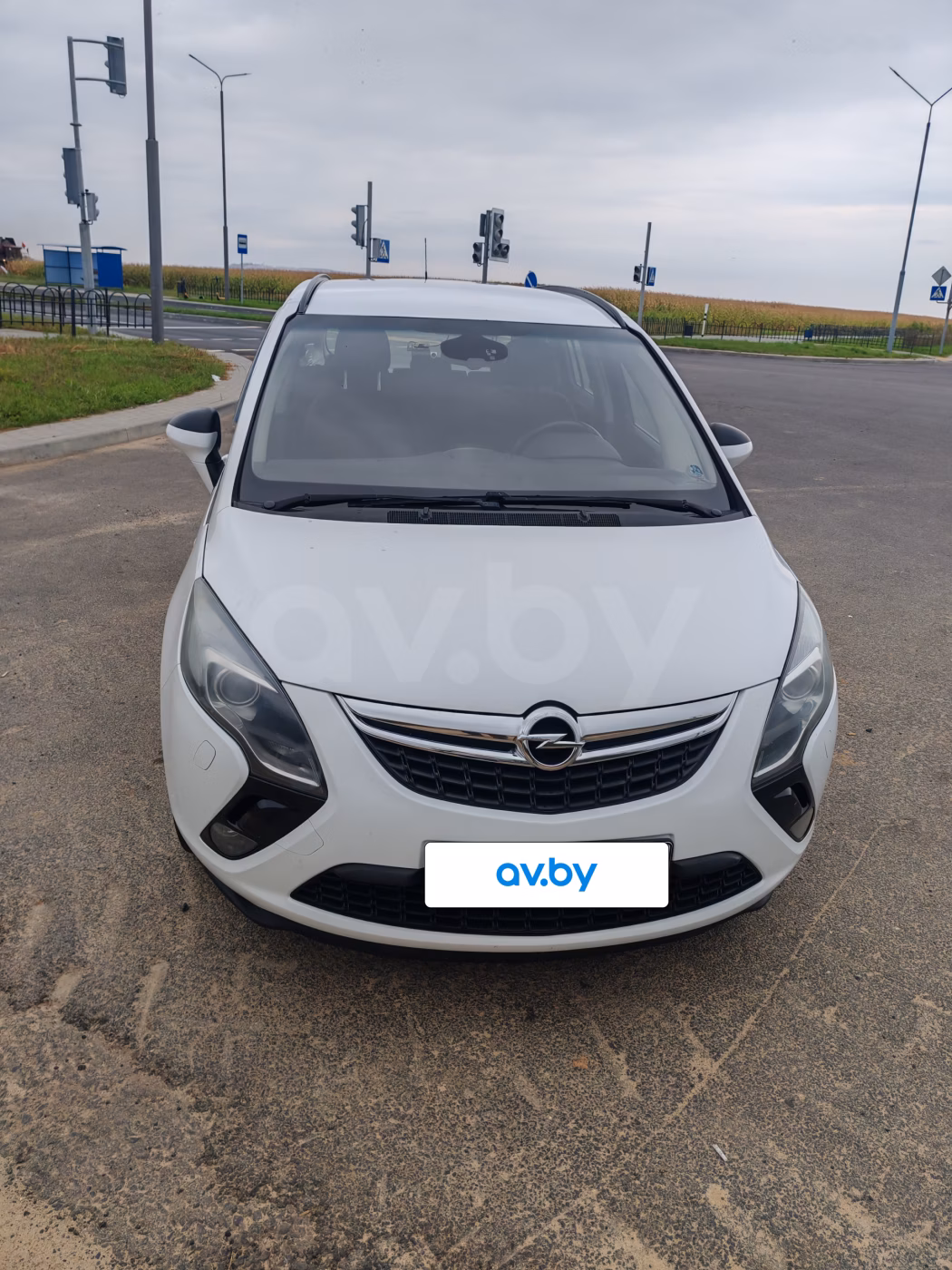 Opel Zafira фото 7
