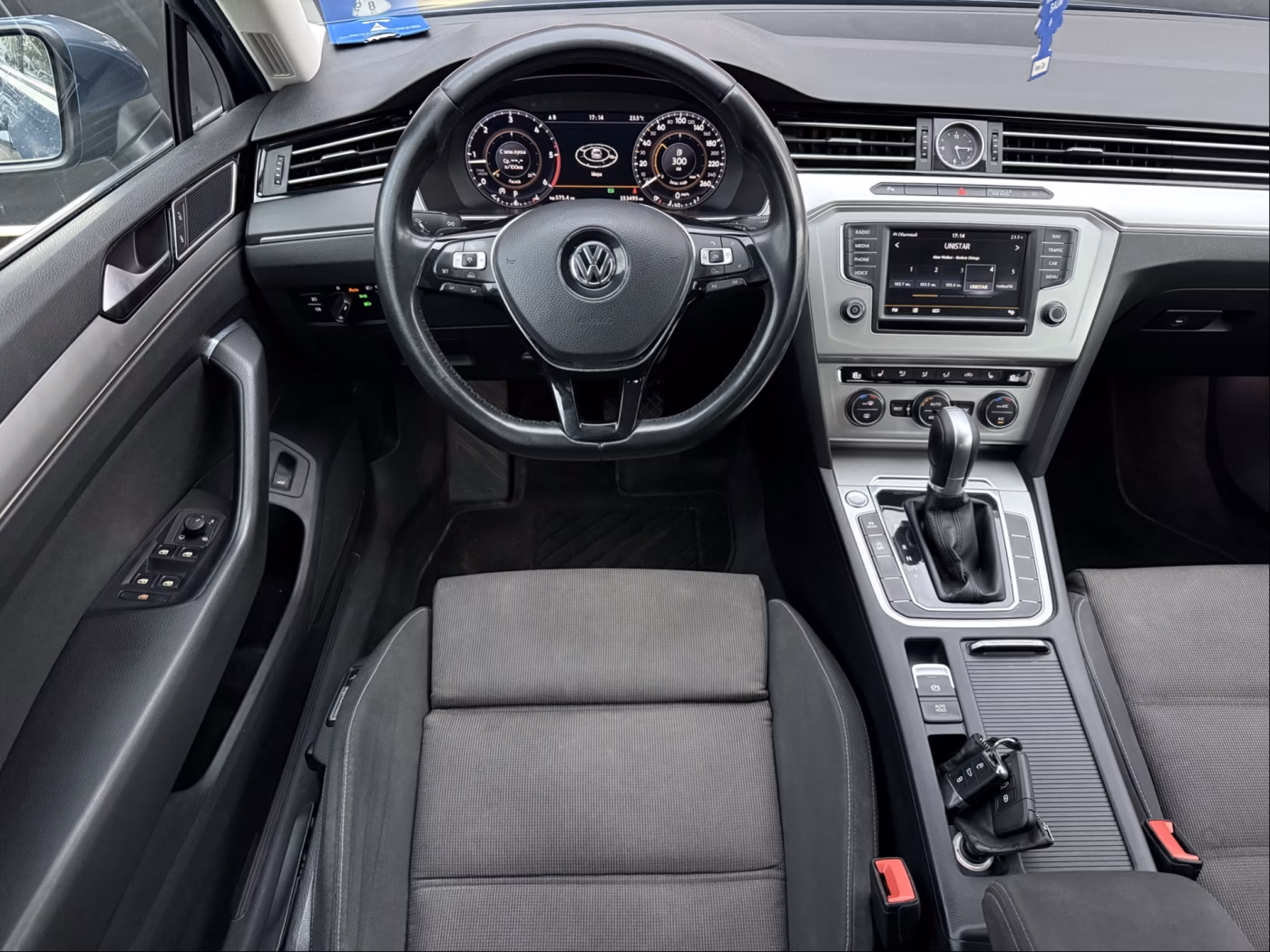 Volkswagen Passat фото 10