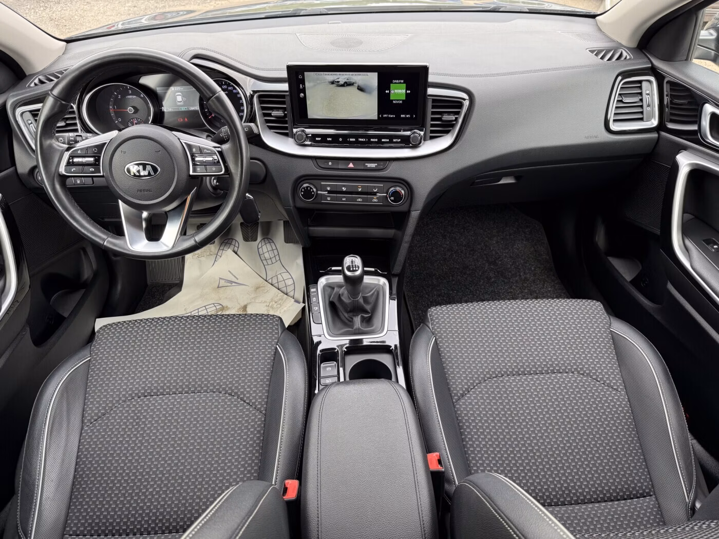 Kia XCeed фото 11
