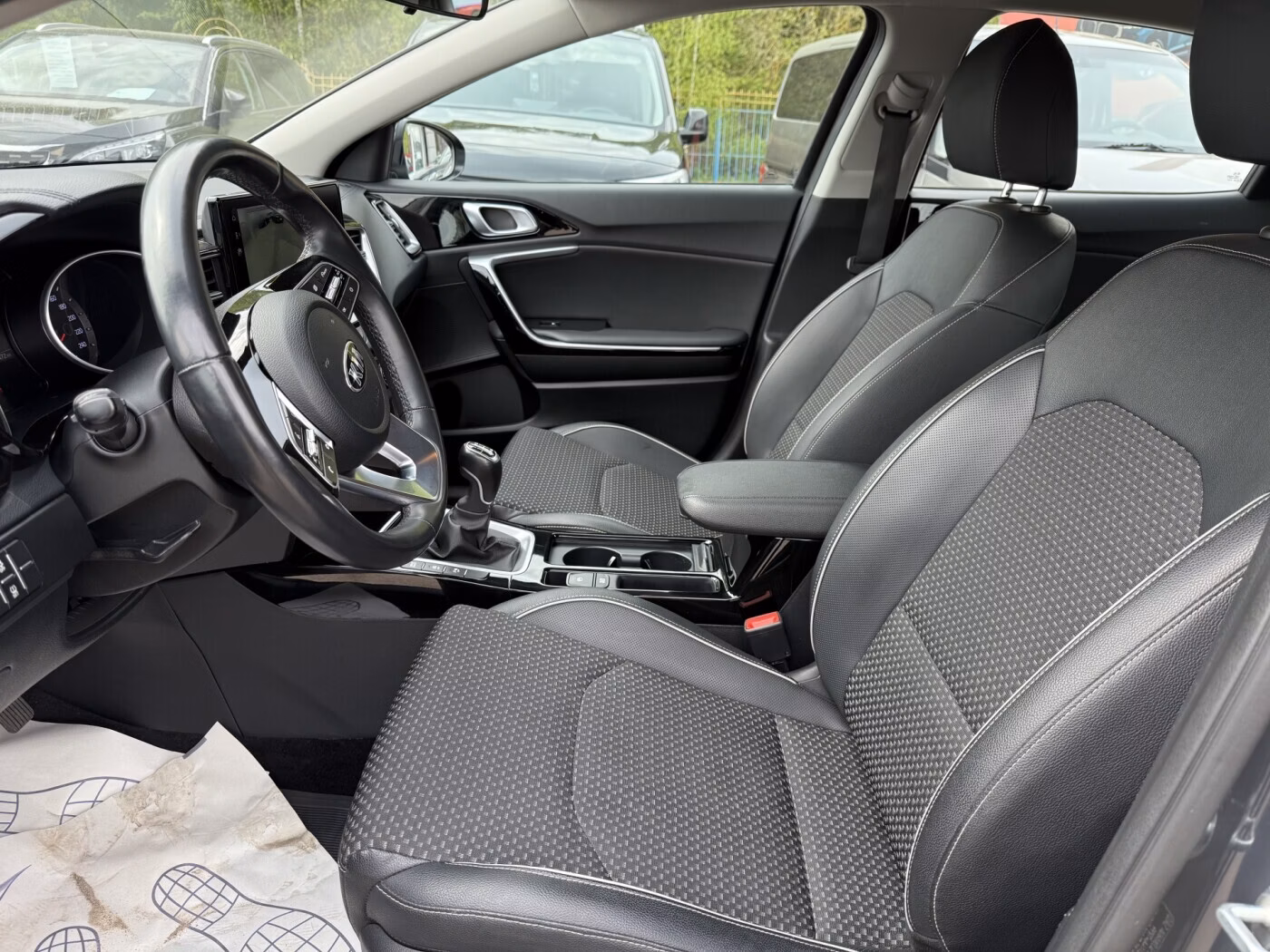 Kia XCeed фото 12