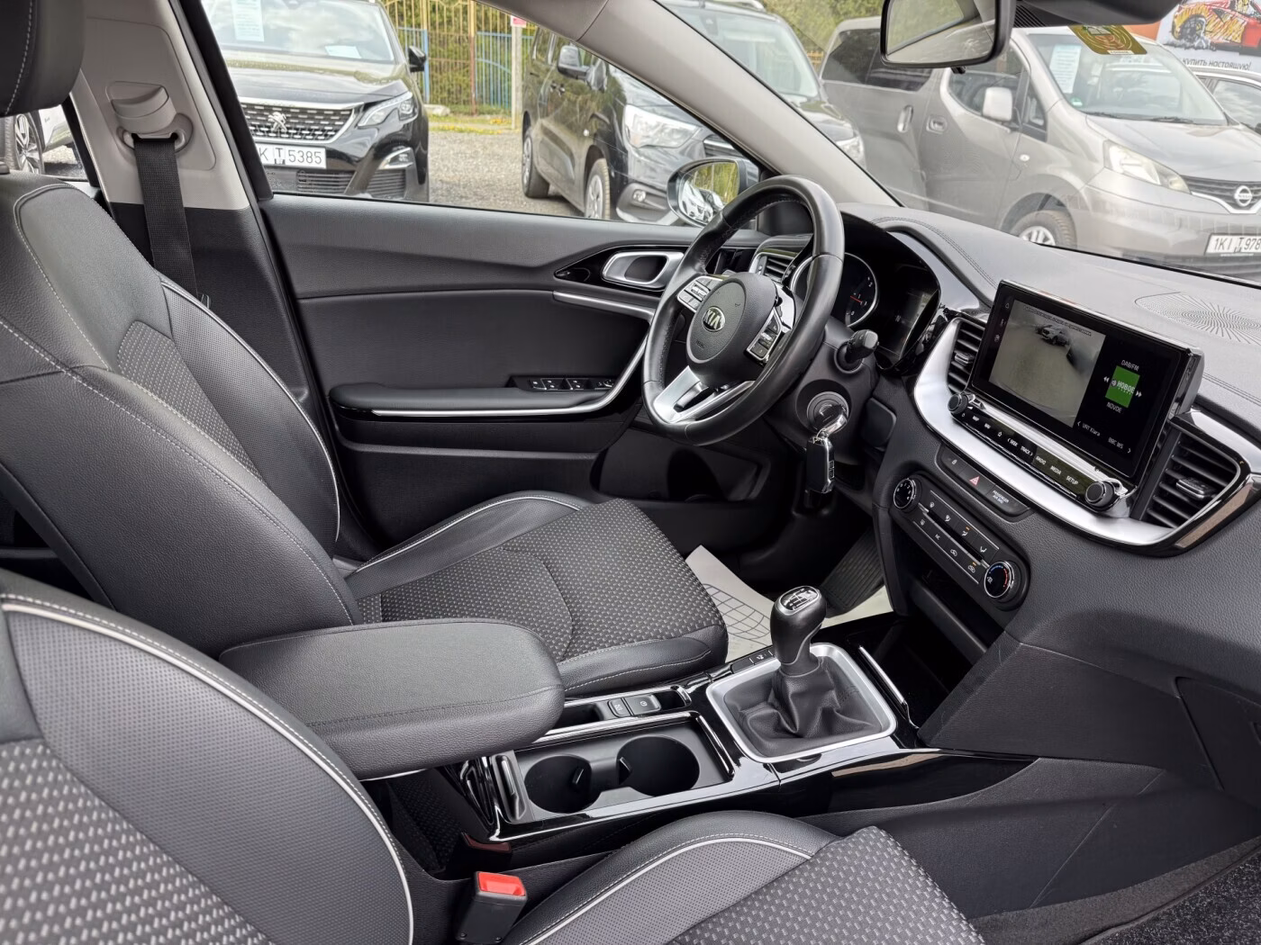 Kia XCeed фото 13