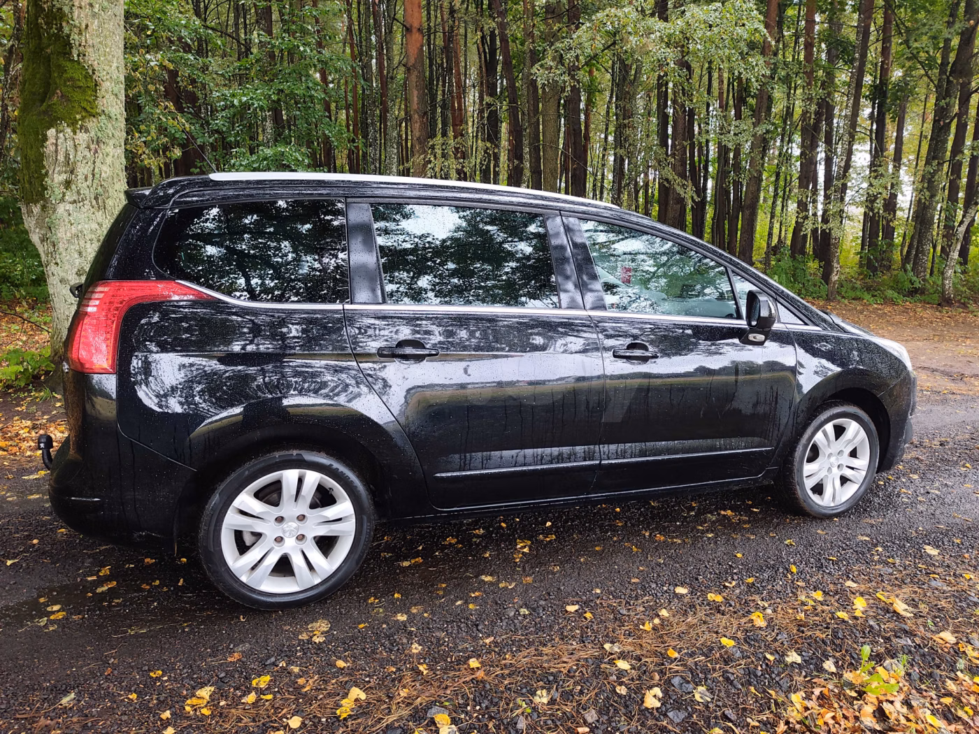 Peugeot 5008 фото 6