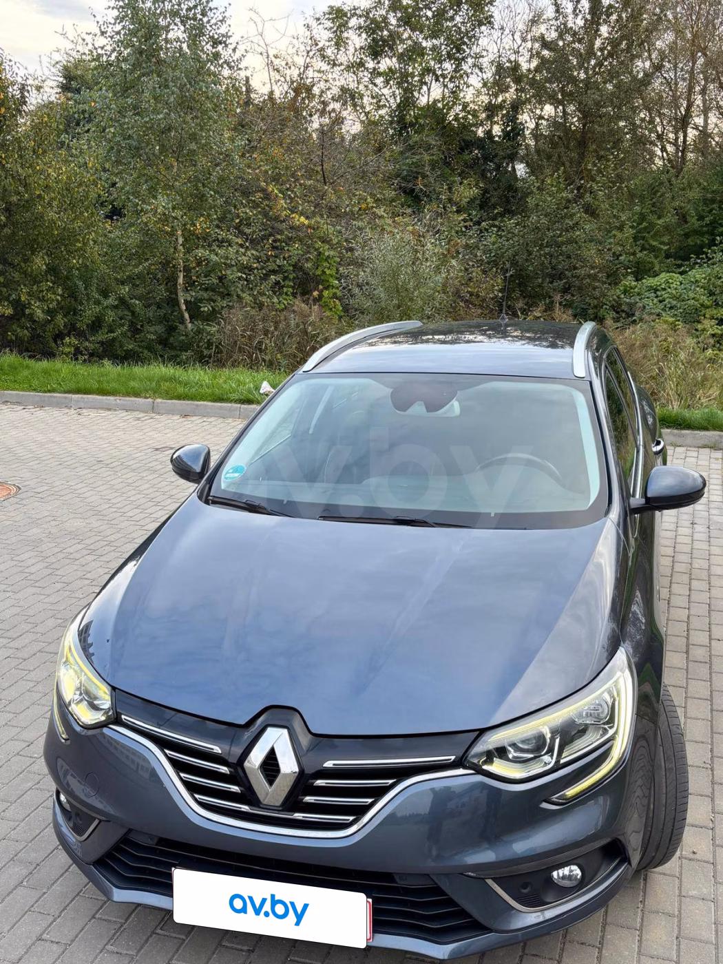 Renault Megane фото 7