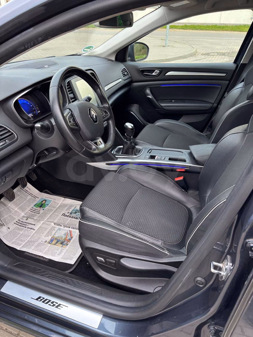 Renault Megane фото 12