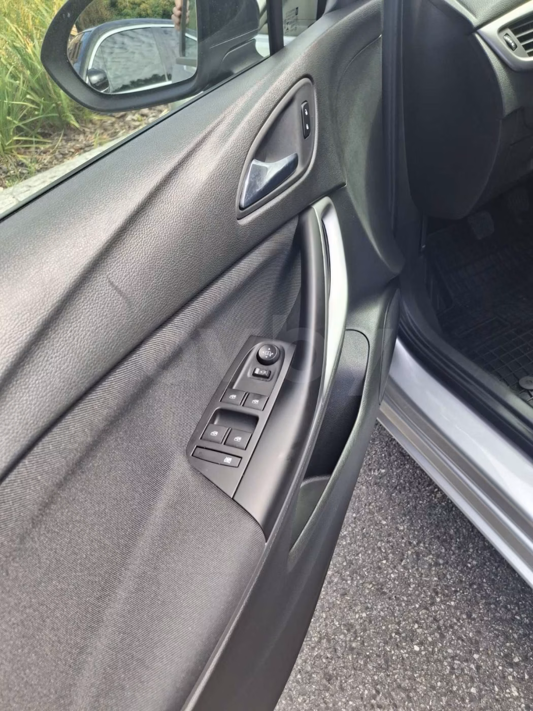 Opel Astra фото 7