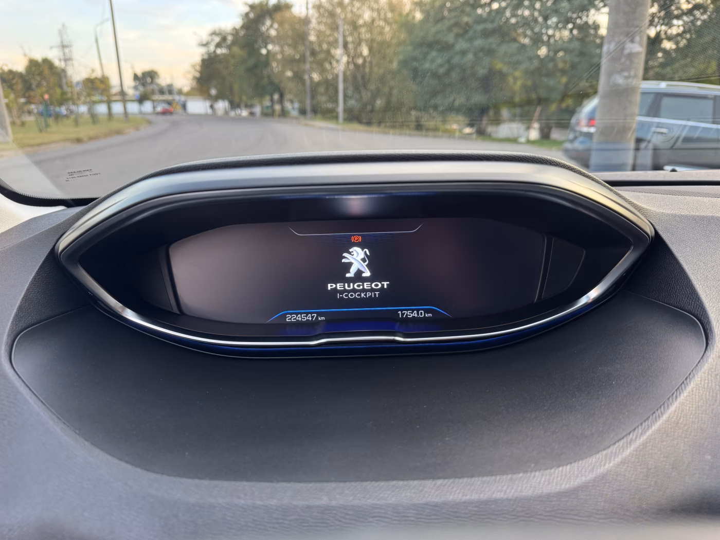 Peugeot 5008 фото 17