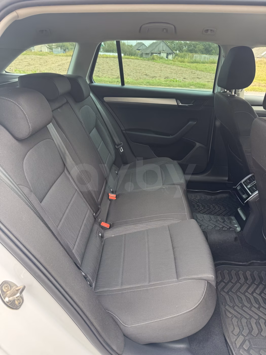 Skoda Superb фото 4