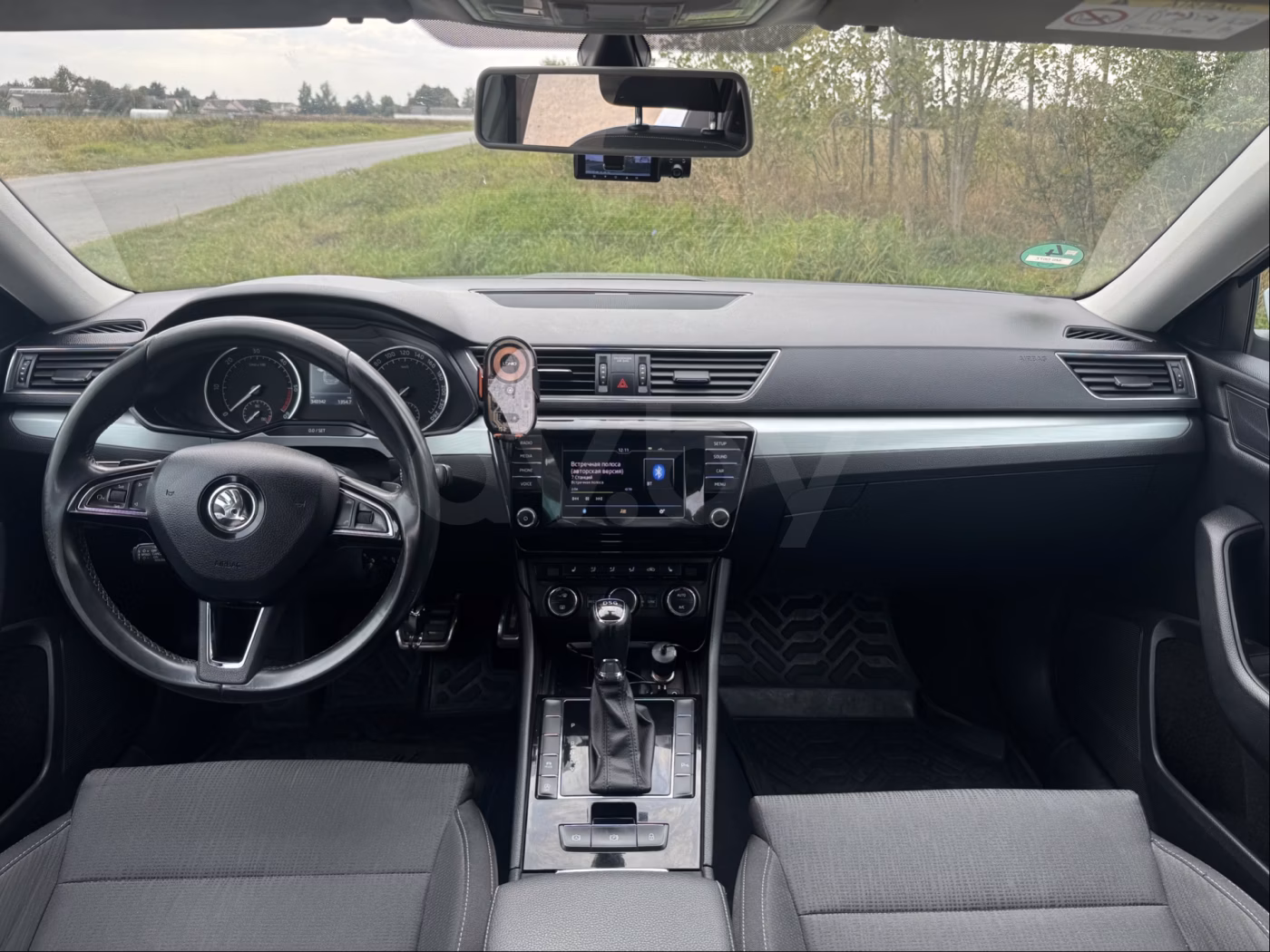 Skoda Superb фото 8
