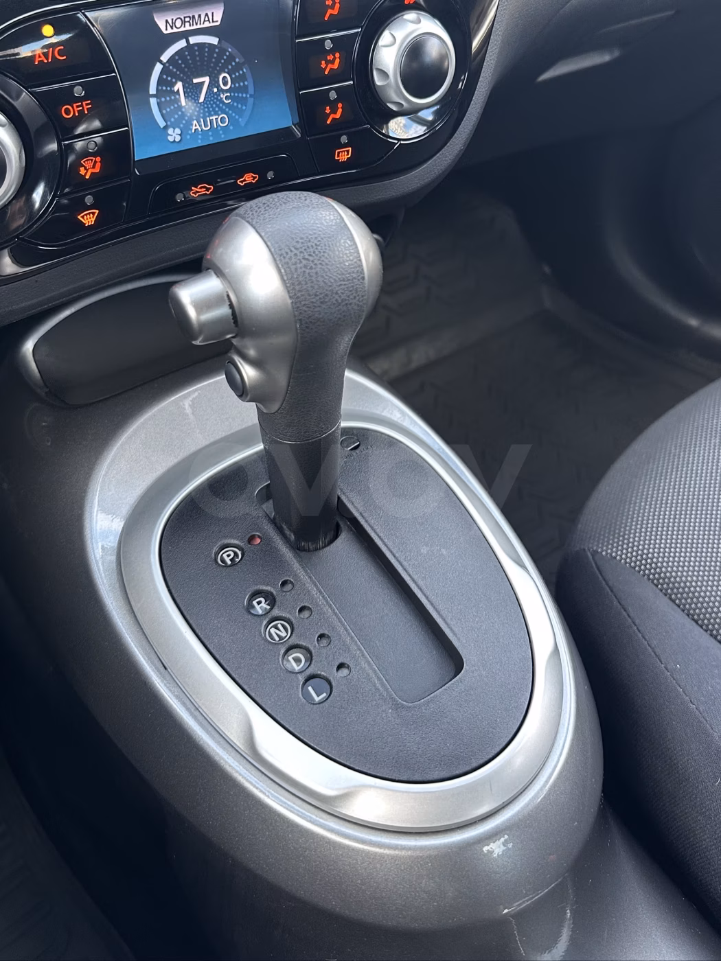 Nissan Juke фото 19