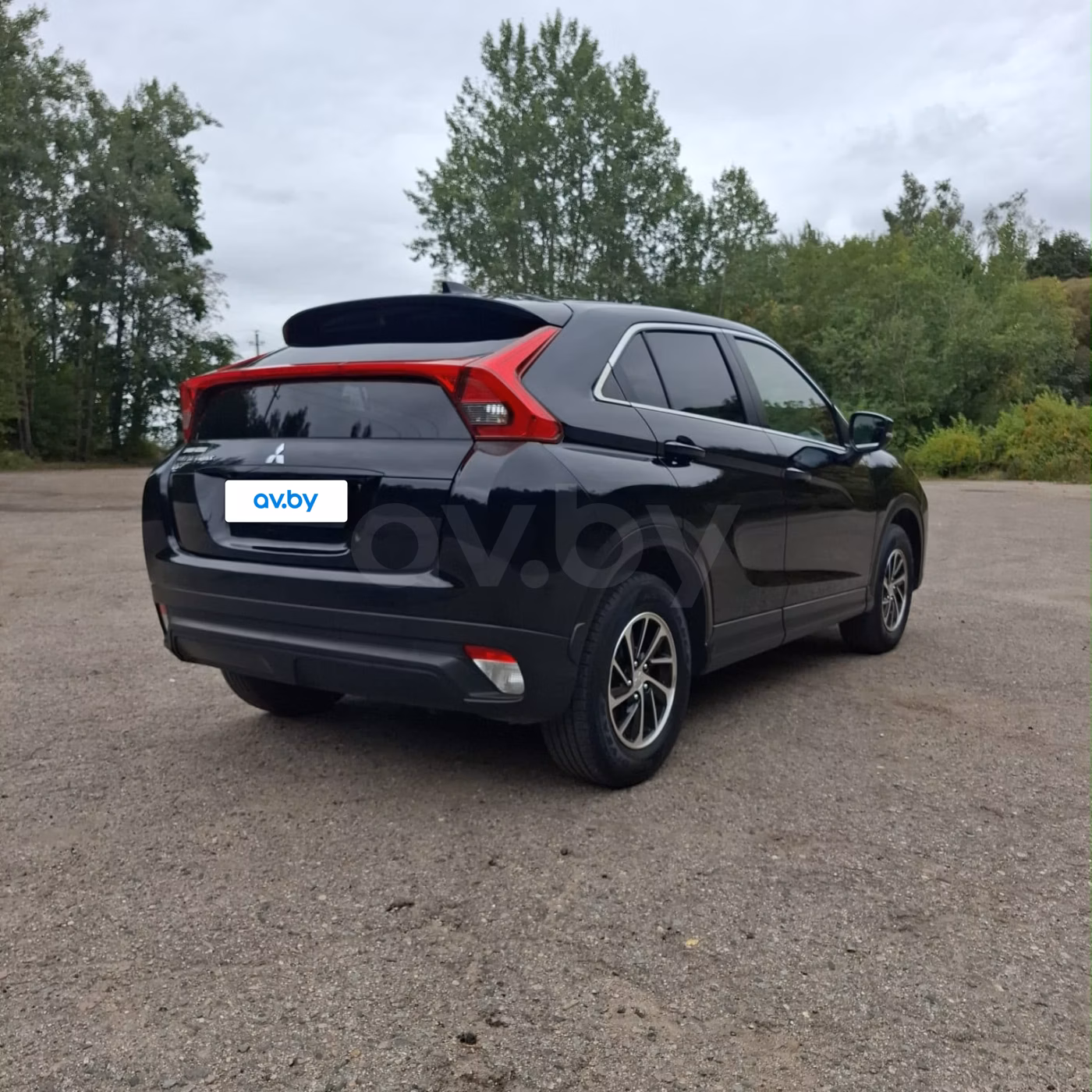 Mitsubishi Eclipse Cross фото 5