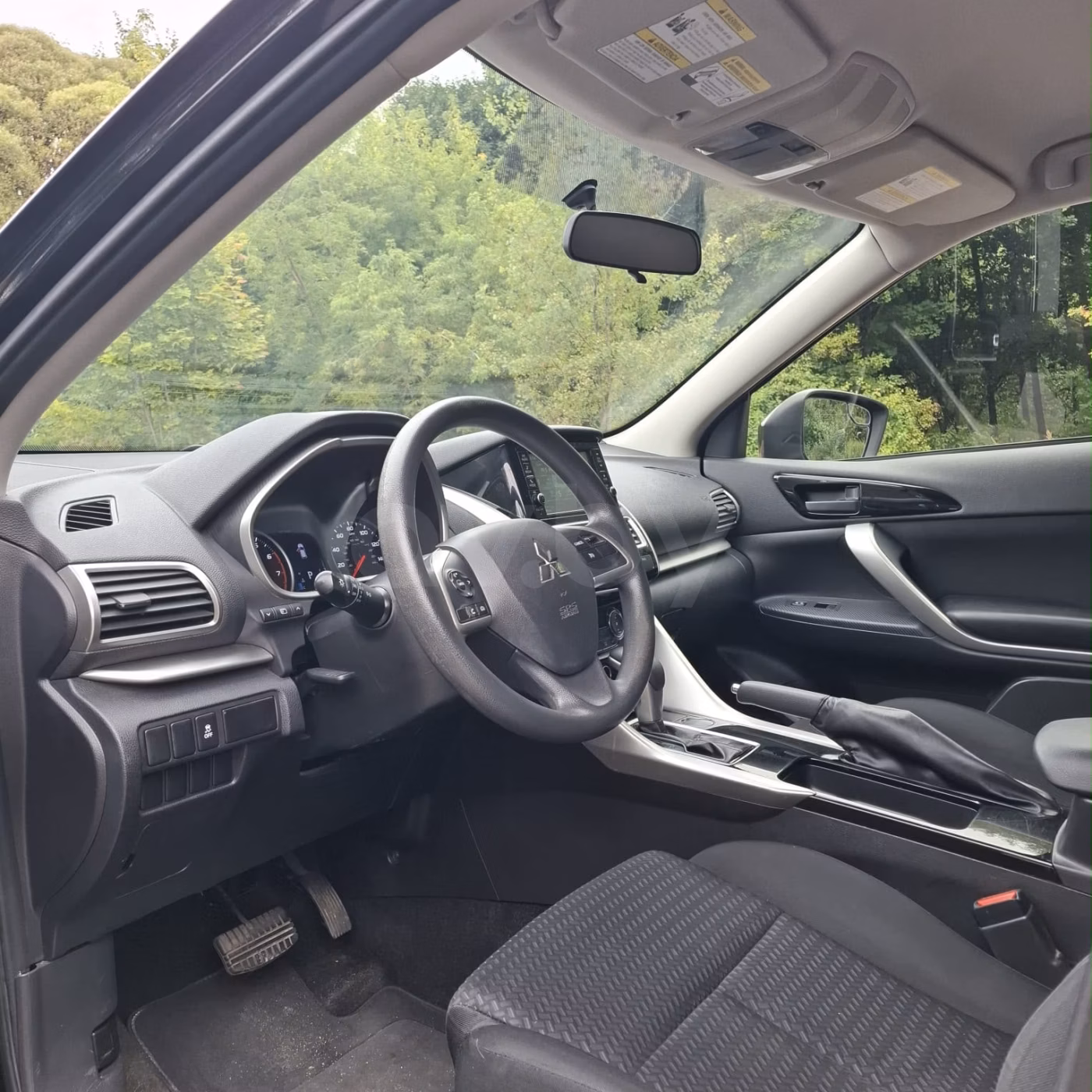 Mitsubishi Eclipse Cross фото 7