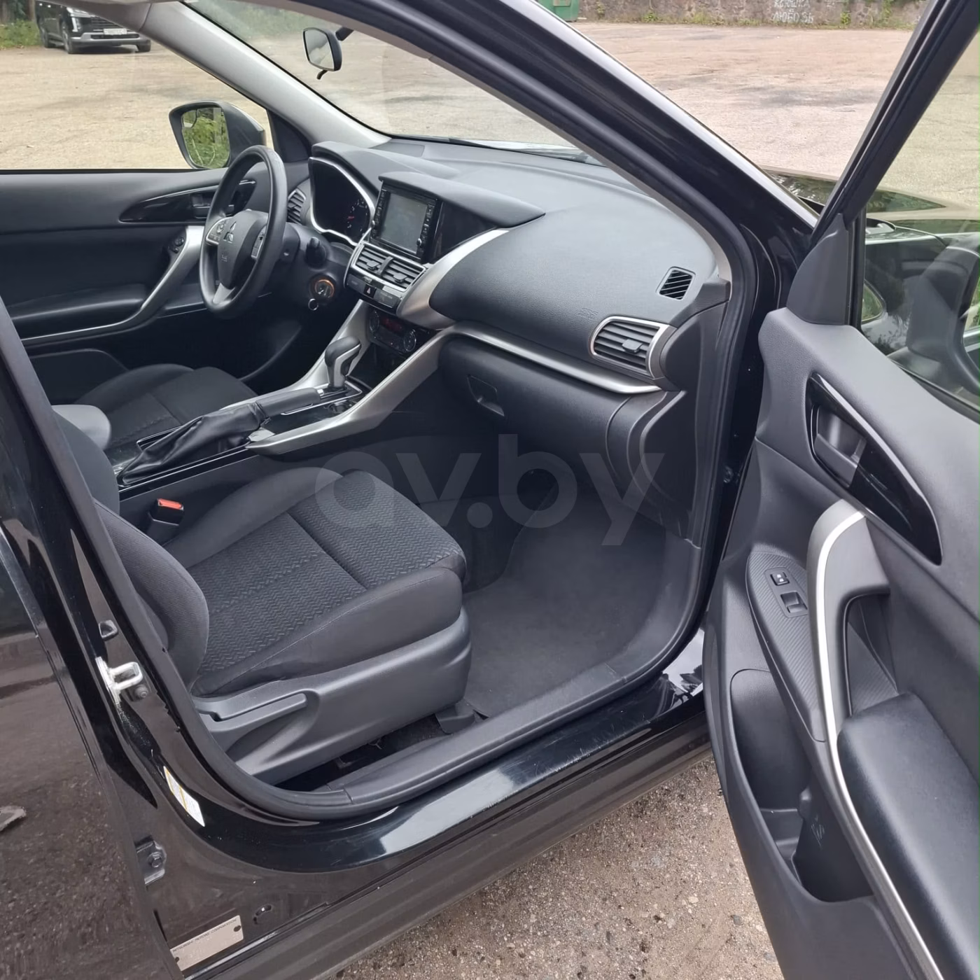 Mitsubishi Eclipse Cross фото 8