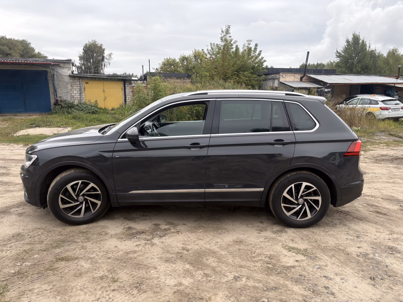 Volkswagen Tiguan фото 11