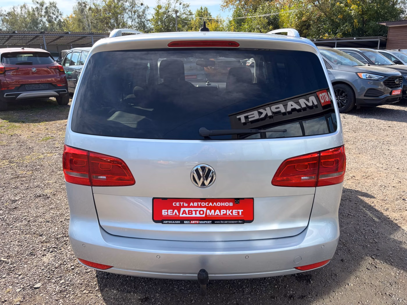 Volkswagen Touran фото 6